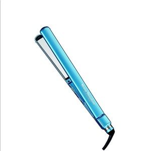 BaByliss Pro Nano Titanium ultra thin straightener